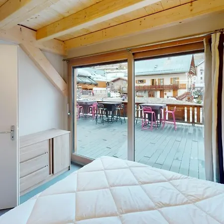 Les Neiges Apartment *