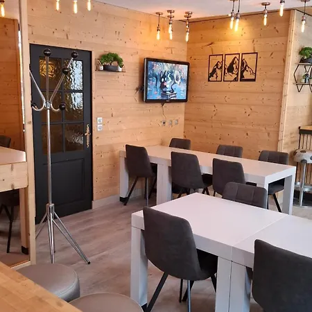 Les Neiges Apartment *
